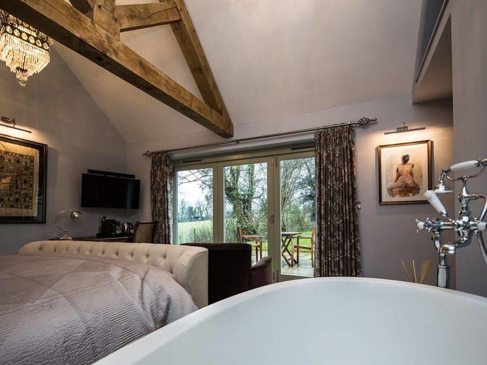 Eagle Mill Hotell Huntingdon Eksteriør bilde