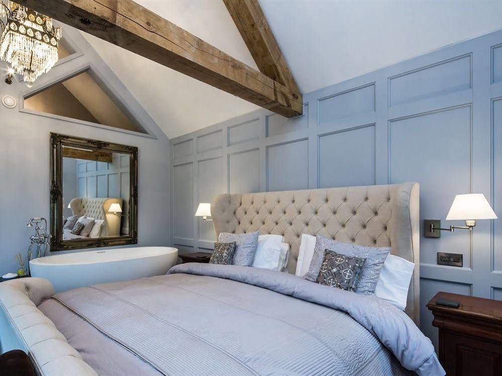 Eagle Mill Hotell Huntingdon Eksteriør bilde